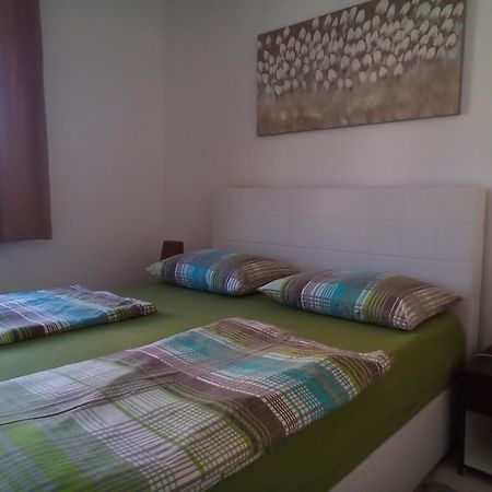 Apartments Lili Zara Esterno foto